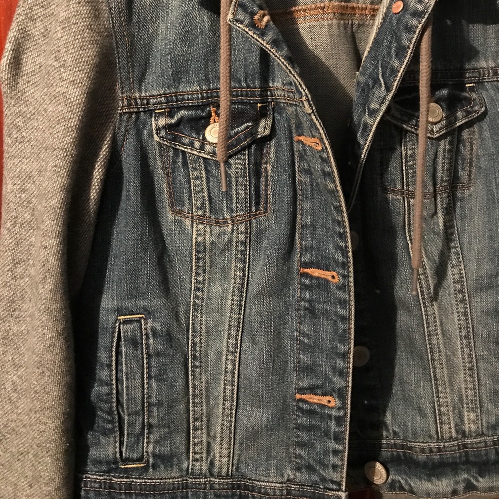 A&E Jean Jacket - Picture 3 of 4